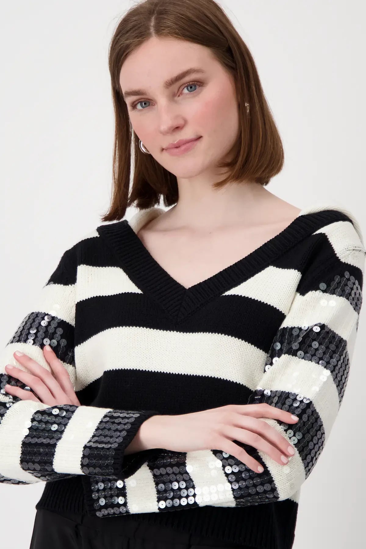 MONARI KNITTED SWEATER WITH STRIPES