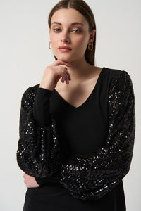 SILKY KNIT SEQUINS PUFF SLEEVE TOP