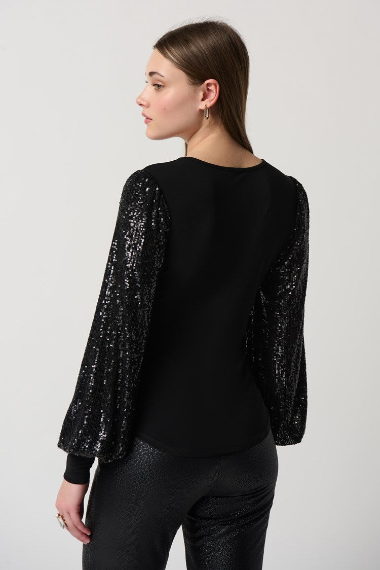 SILKY KNIT SEQUINS PUFF SLEEVE TOP