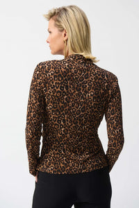 SILKY KNIT ANIMAL PRINT TOP  244251