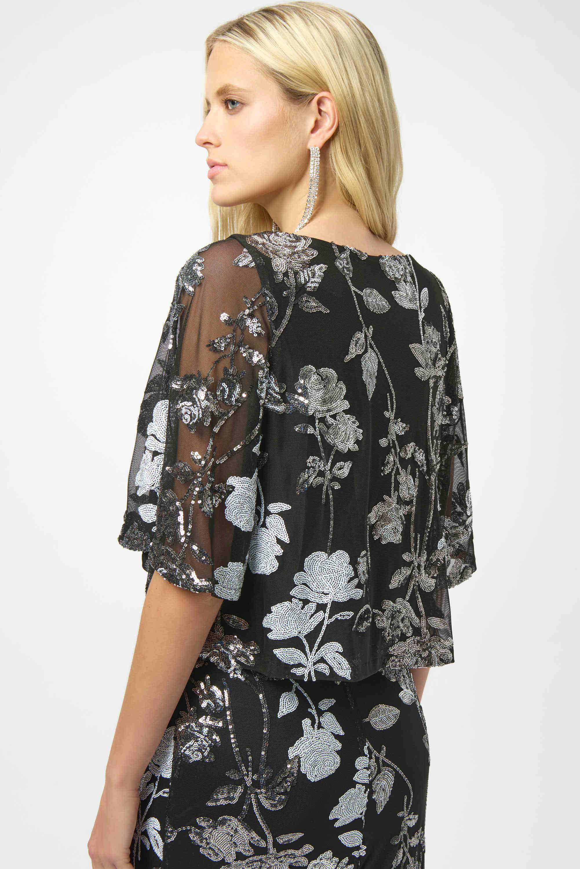 SEQUIN EMBROIDERED FLORAL TOP 254181