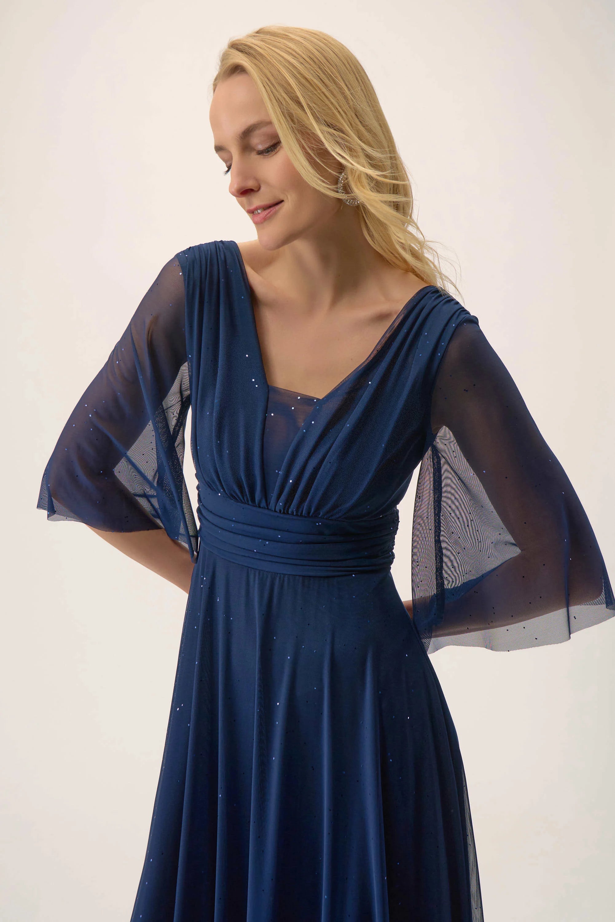 SIGNATURE | SPARKLE MESH A-LINE GOWN 254723