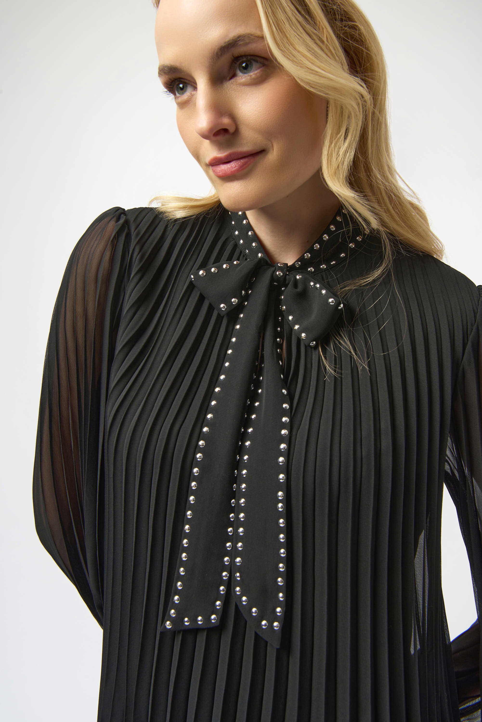 PLEATED CHIFFON ALINE DRESS WITH NECK TIE 254902