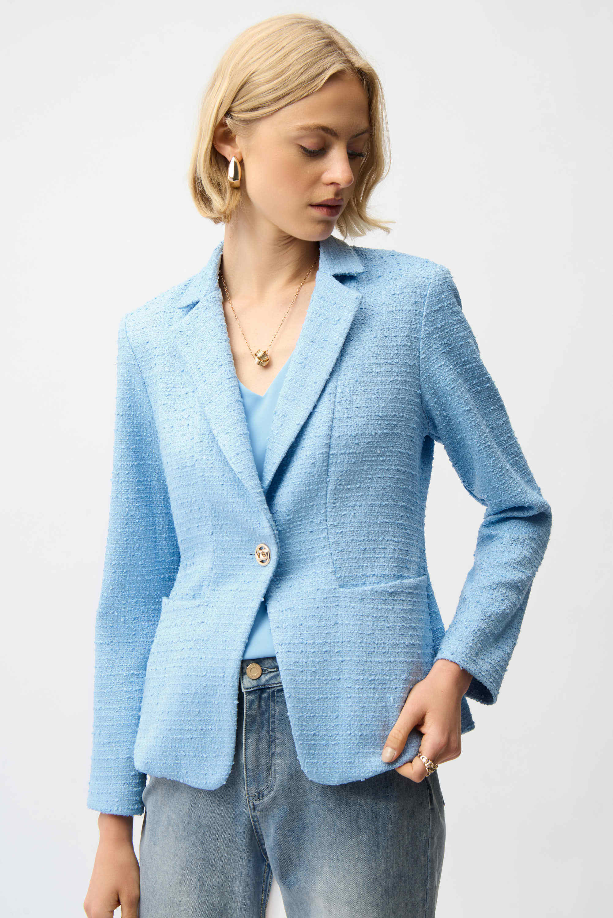 BOUCLE FITTED BLAZER WITH NOTCHED COLLAR 261101