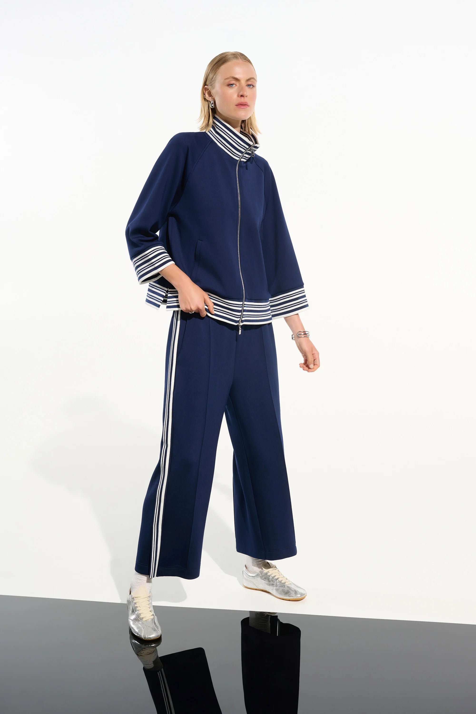 SCUBA JERSEY JACKET WITH FUNNEL COLLAR 261617