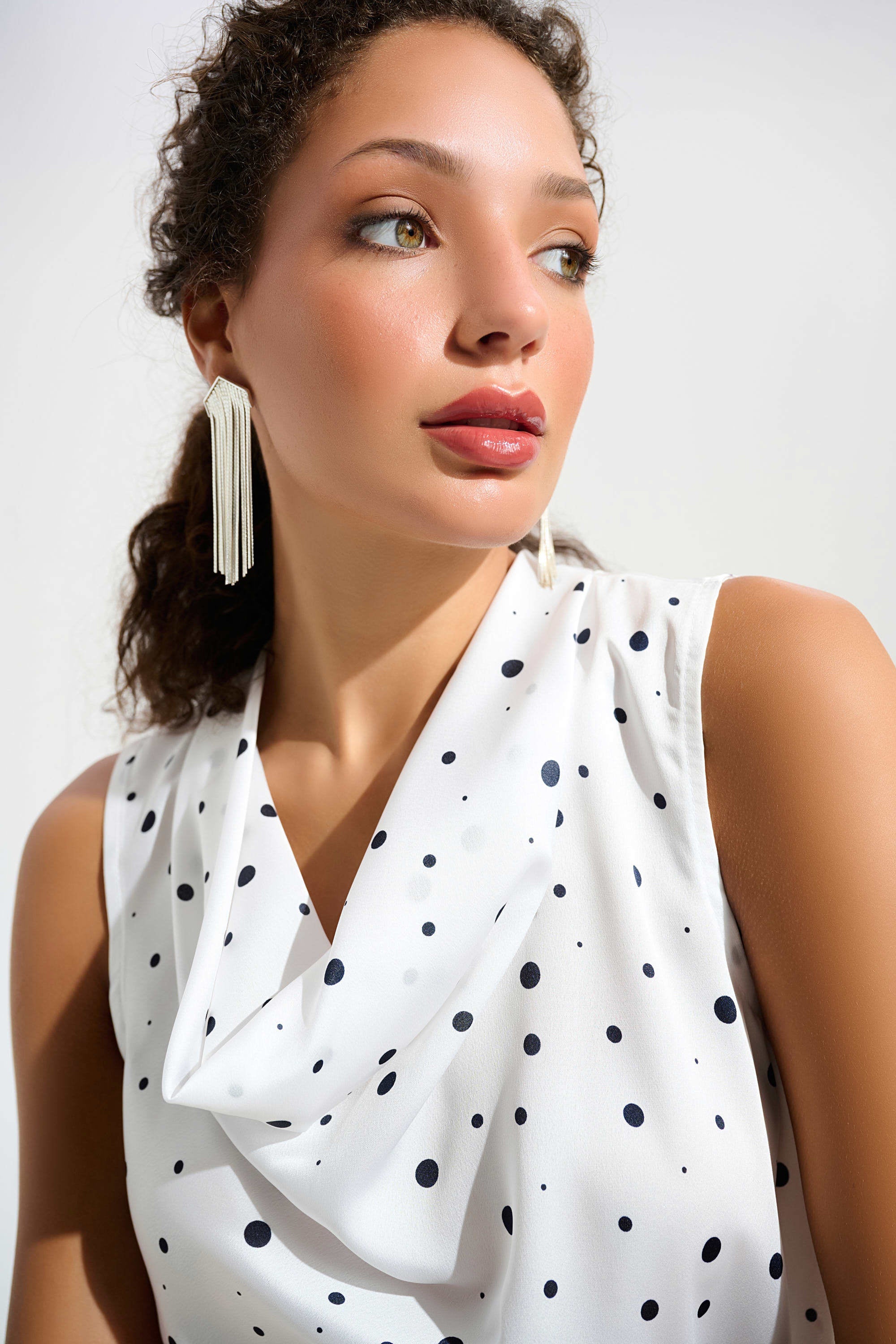 SIGNATURE| SATIN DOT PRINT SLEEVELESS COWL NECK TOP 261746