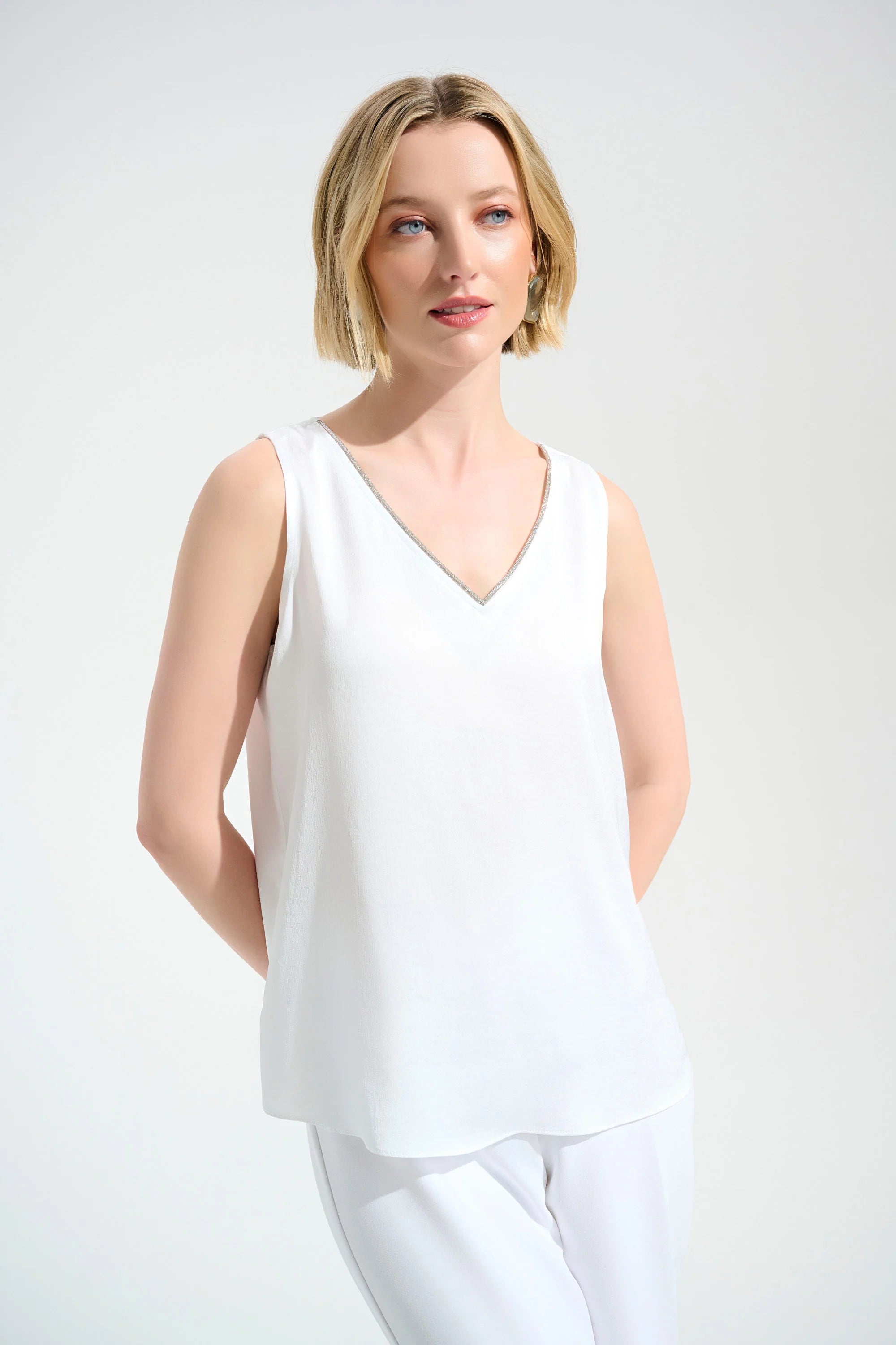 SIGNATURE| SATIN STRAIGHT TOP WITH RHINESTONE TRIM 261782