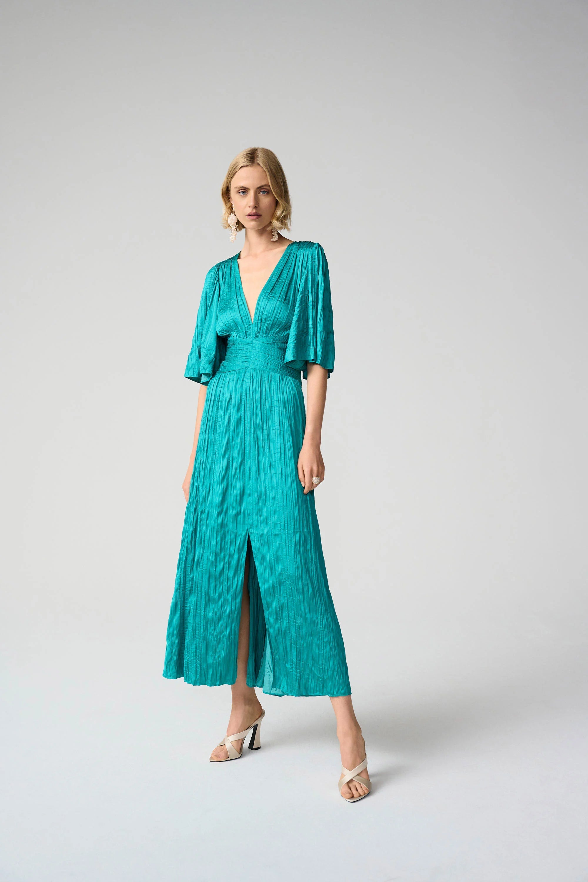 SATIN FIT & FLARE PLEATED DRESS WITH KNOT WAIST DETAIL 261962