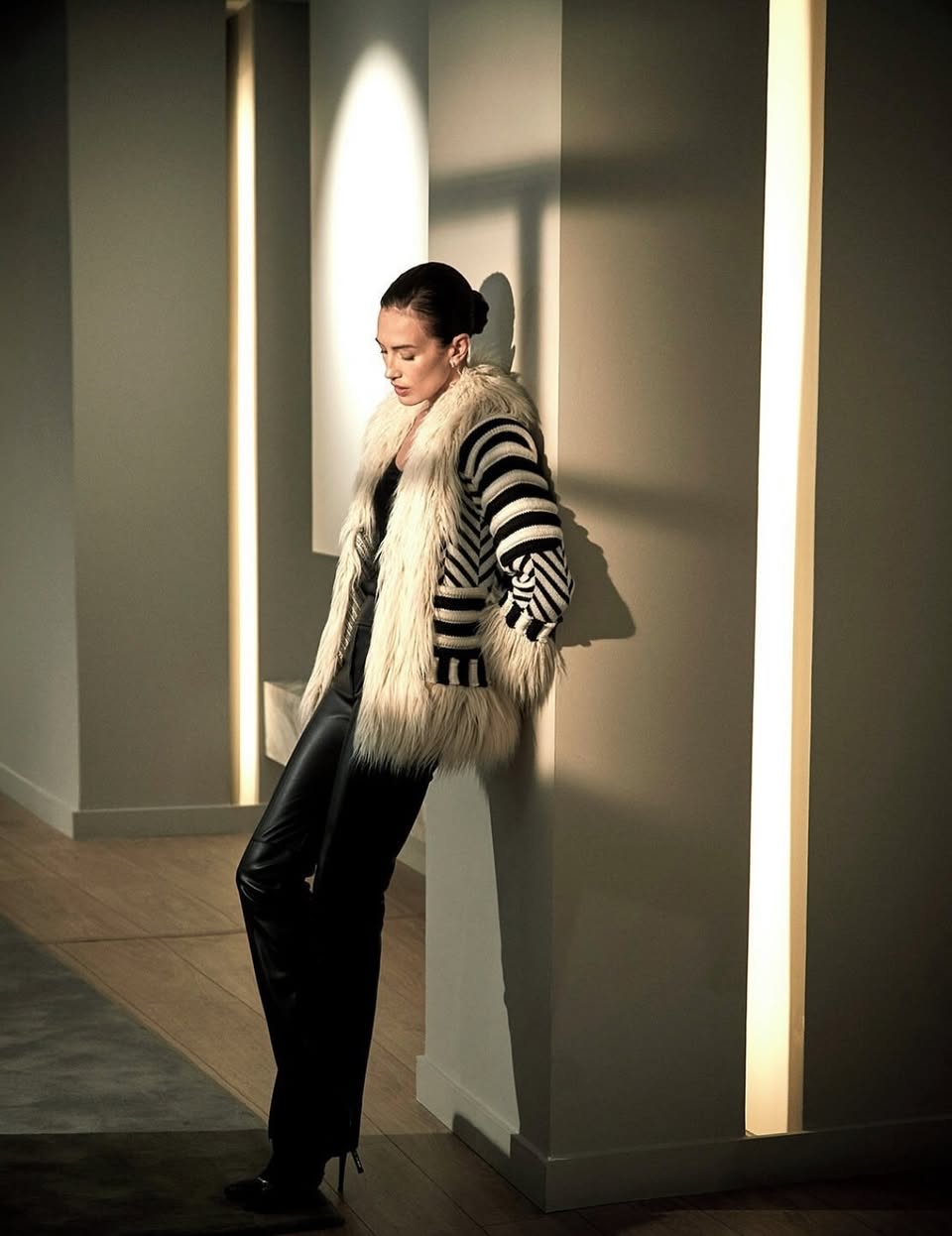 THE EXTREME COLLECTION ELEONORE COAT