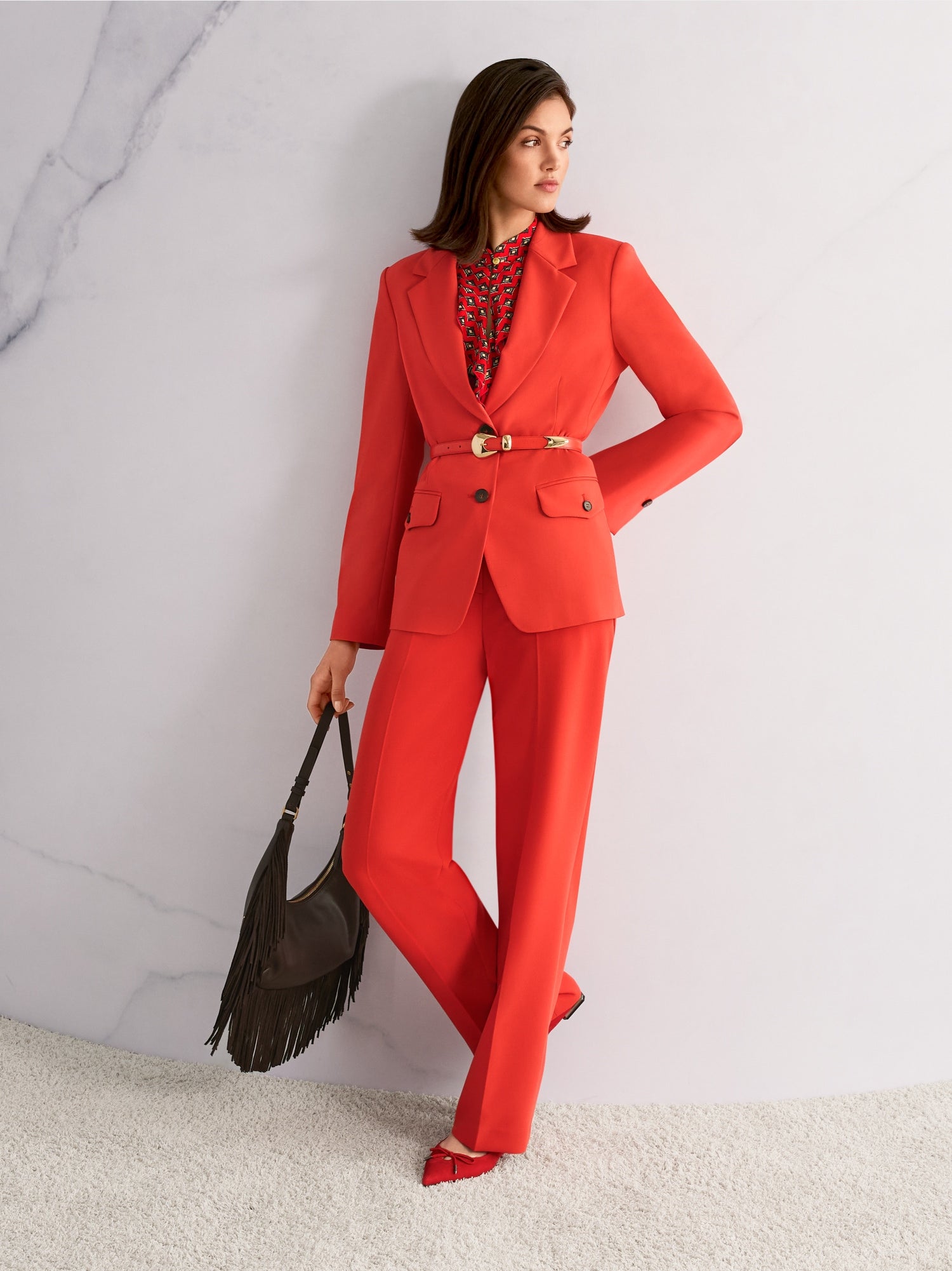 MARC CAIN FITTED BLAZER WITH ROUNDED HEM AC 34.16 W52