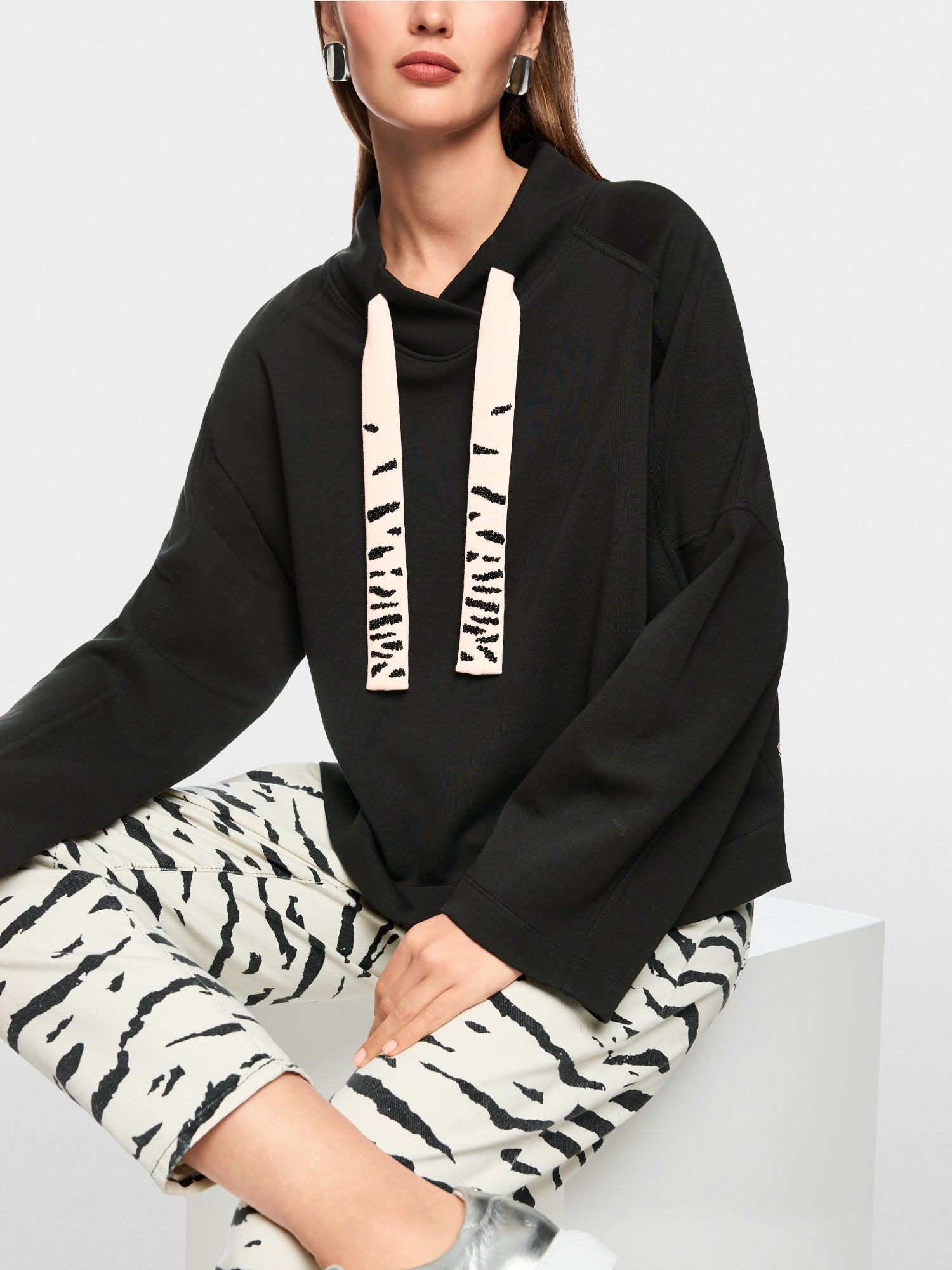 MARC CAIN LOOSE CUT SWEATERSHIRT