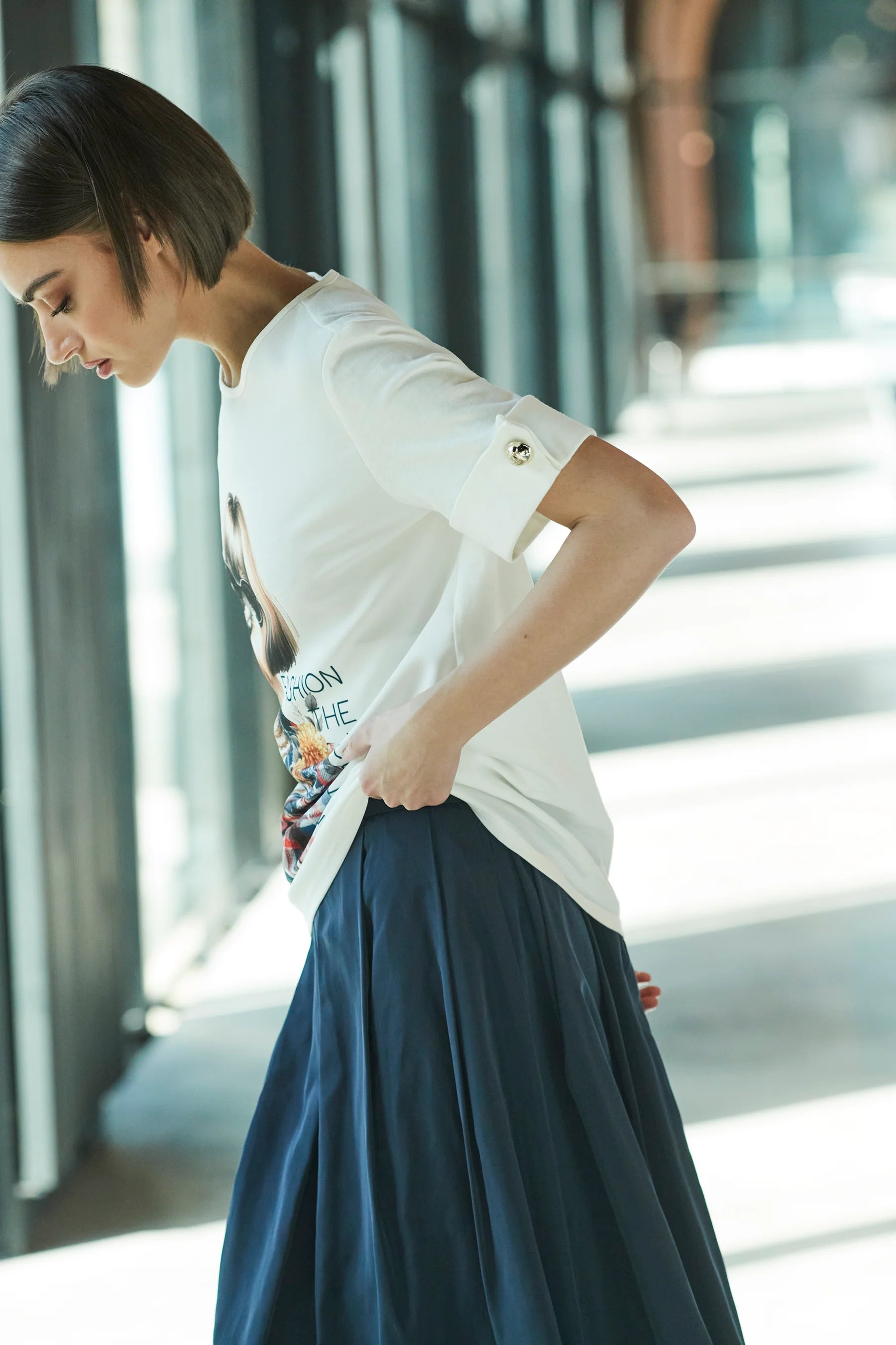 FASHION STYLE ANNA WINTOUR WHITE T-SHIRT