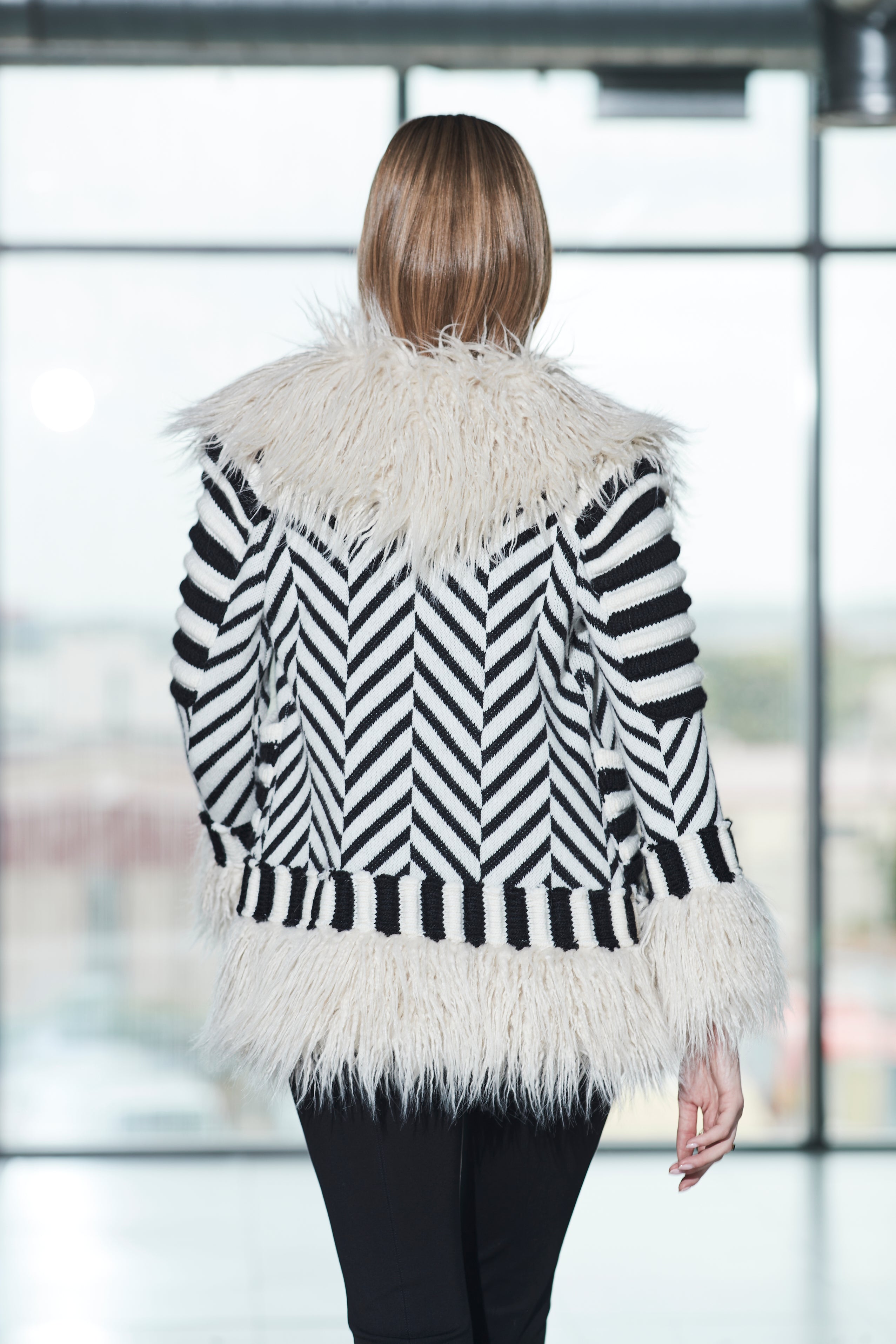 THE EXTREME COLLECTION ELEONORE COAT