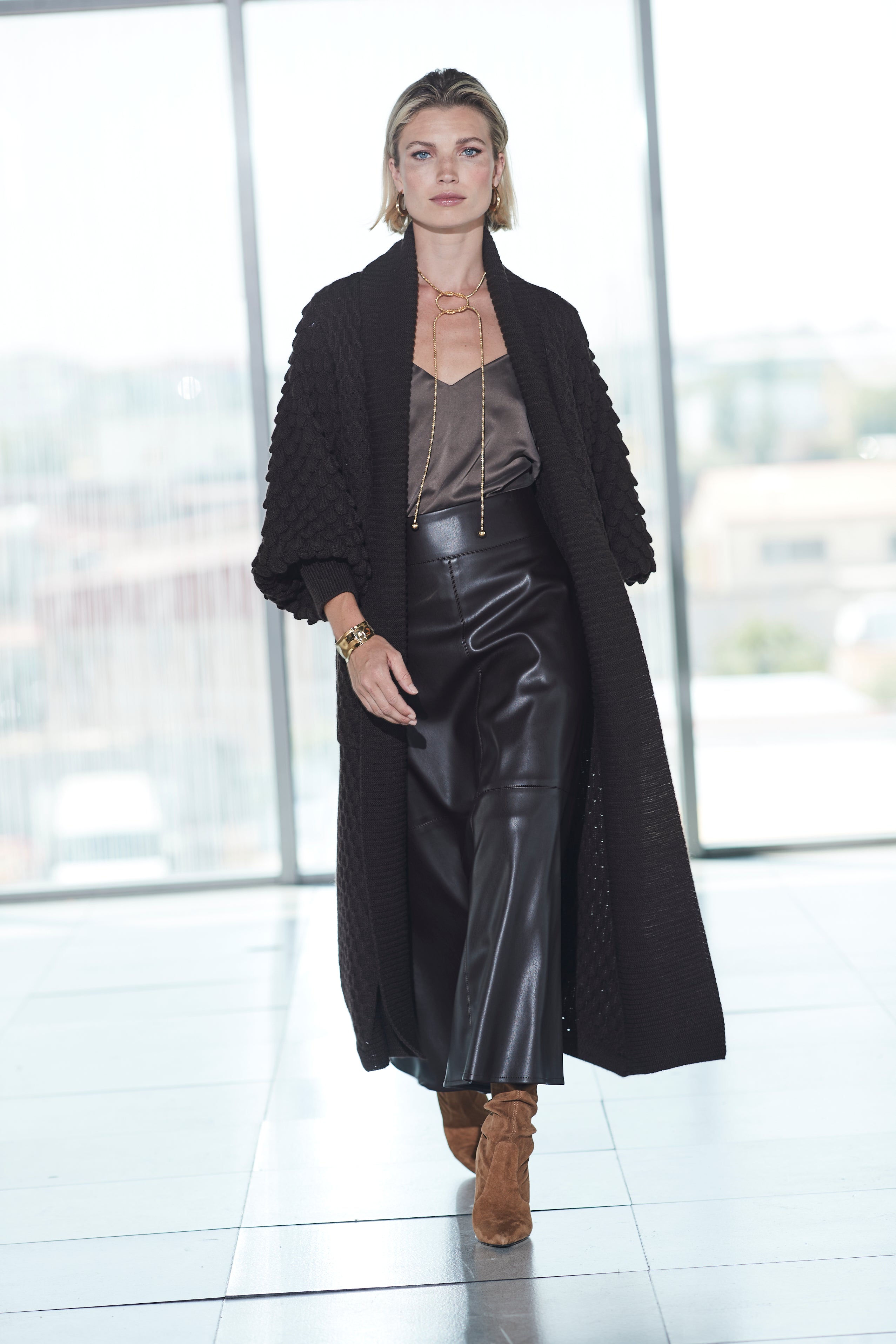 THE EXTREME COLLECTION ETIENNE BLACK ALPACA LONG JACKET