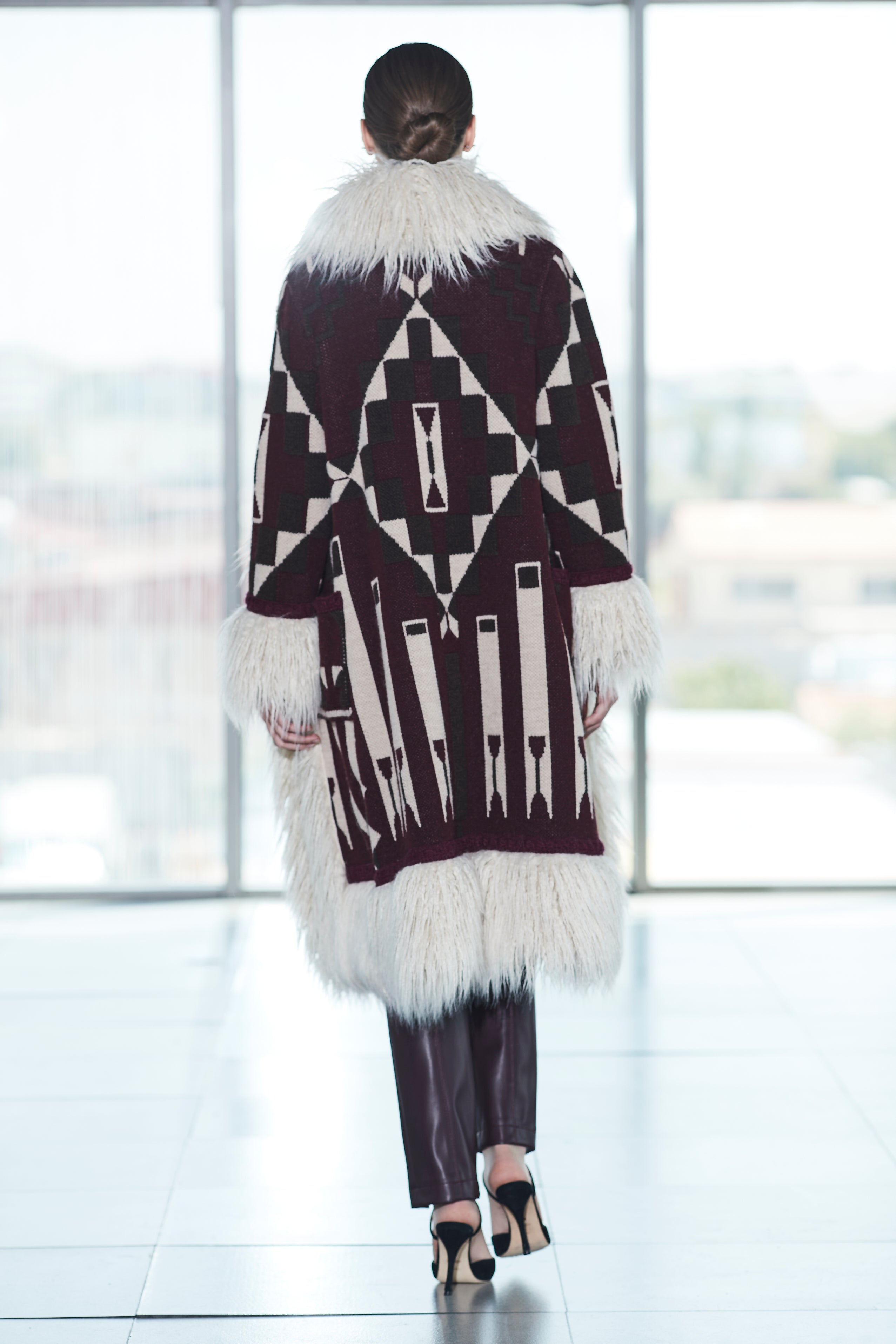 THE EXTREME COLLECTION ODETA COAT