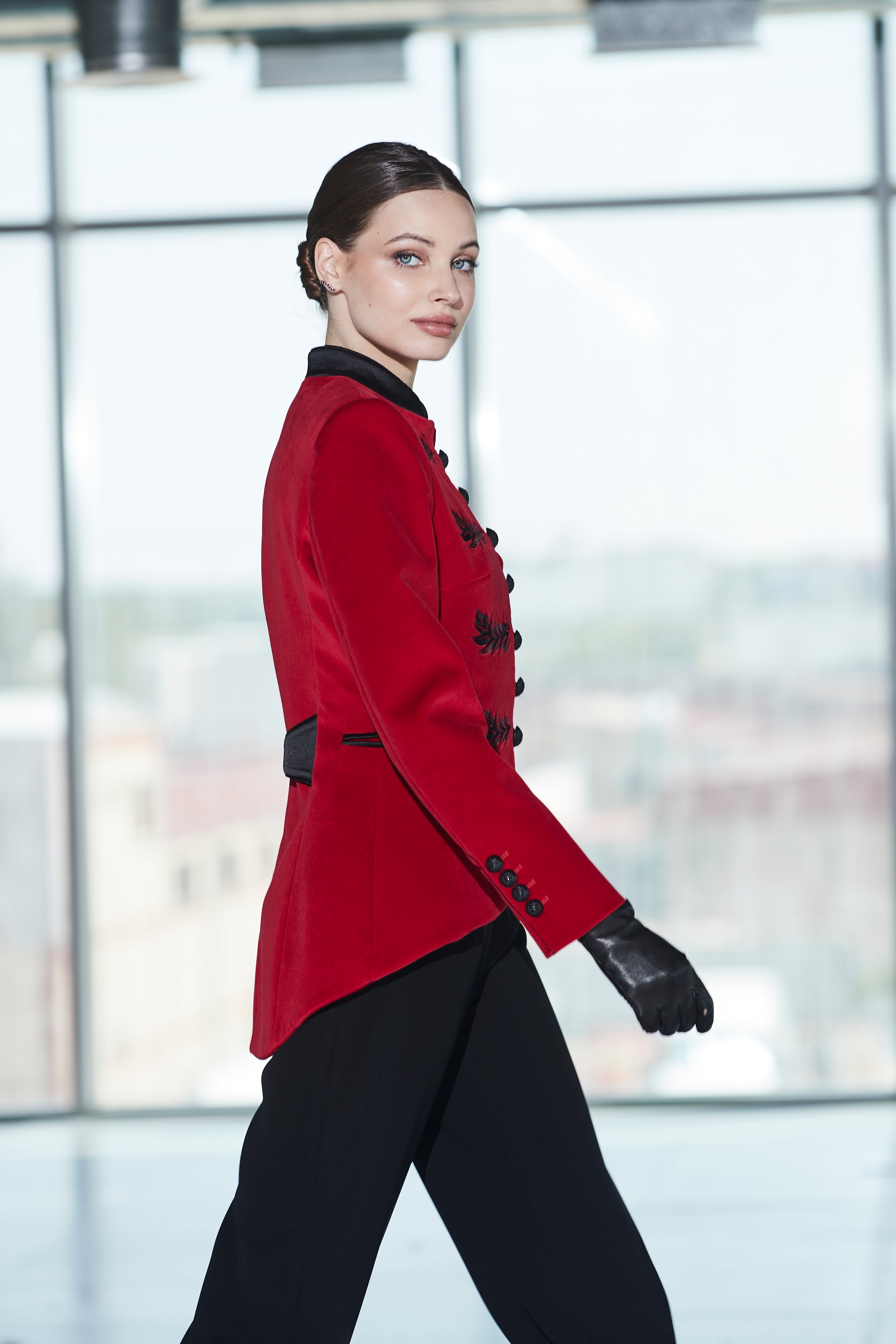 THE EXTREME COLLECTION RENATA RED VELVET BLAZER