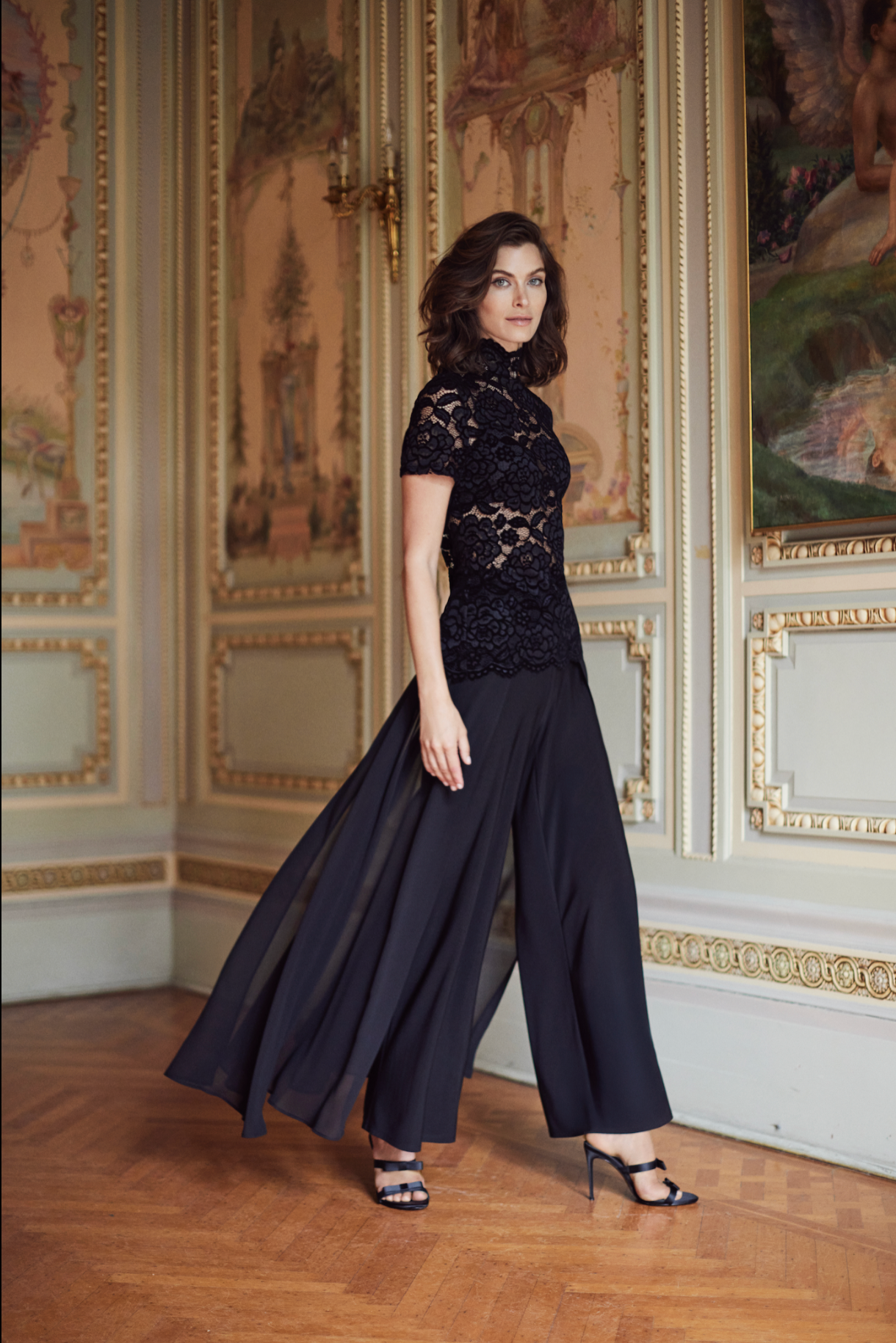 KNIT BLACK LACE TOP 219180