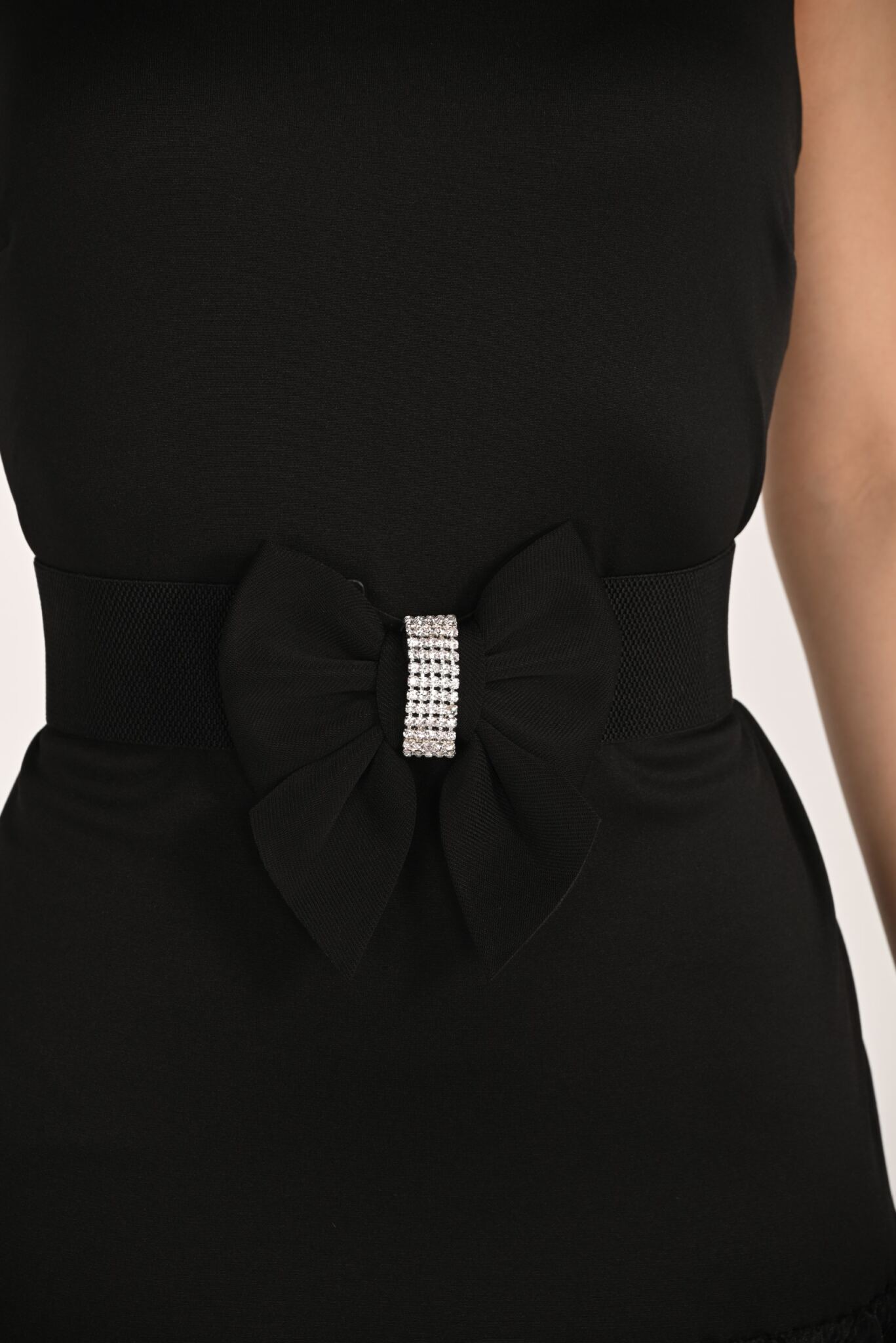 BOW AND RHINESTONE BLACK STRETCH BELT A26800