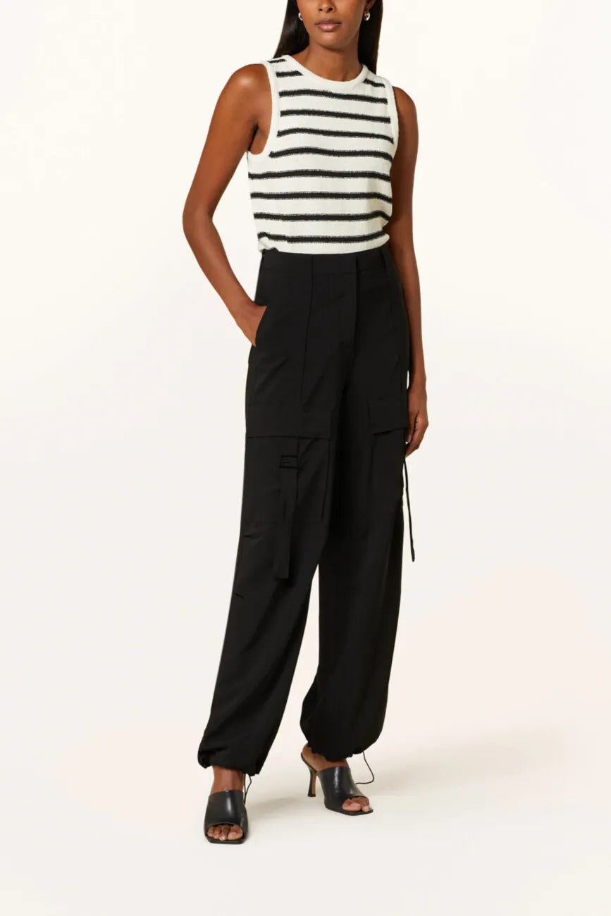 CAMBIO "MAJESTY" WIDE LEG CARGO PANT WITH ADJUSTABLE DRAWSTRING AT BOTTOM OF LEG TO ADJUST WIDTH