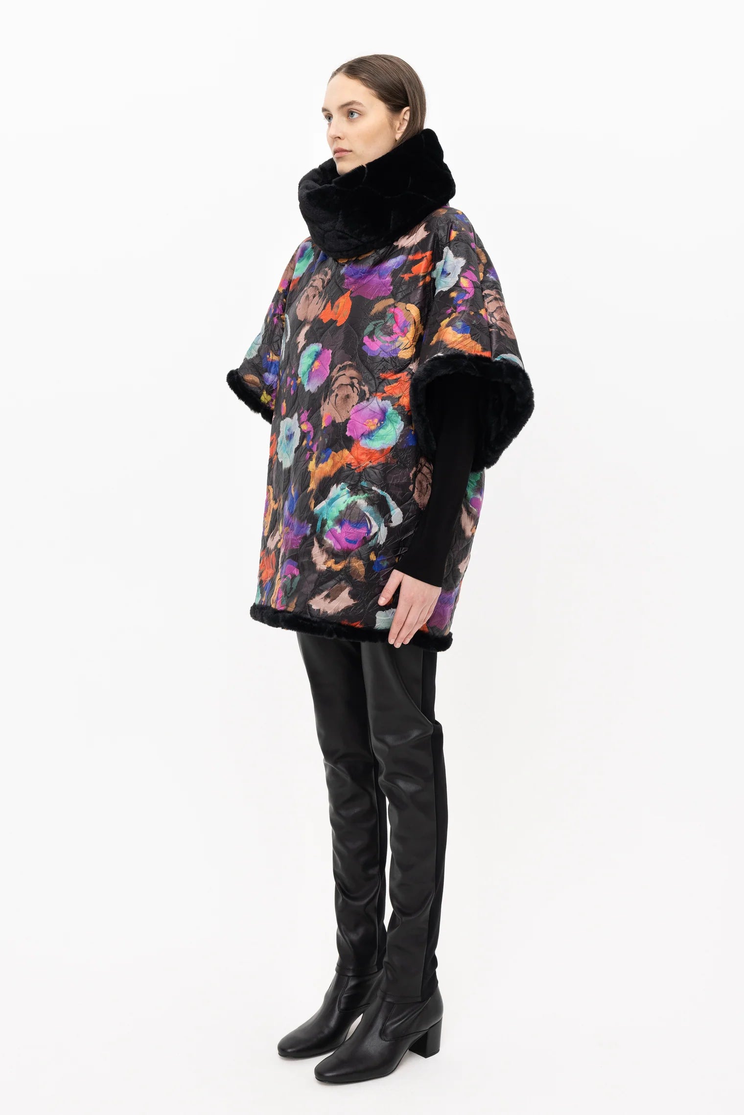 LOLITA FAUX FUR FANTASY COAT