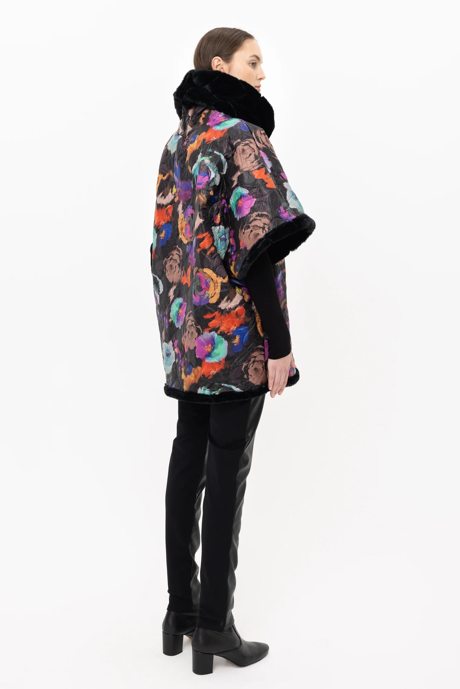 LOLITA FAUX FUR FANTASY COAT