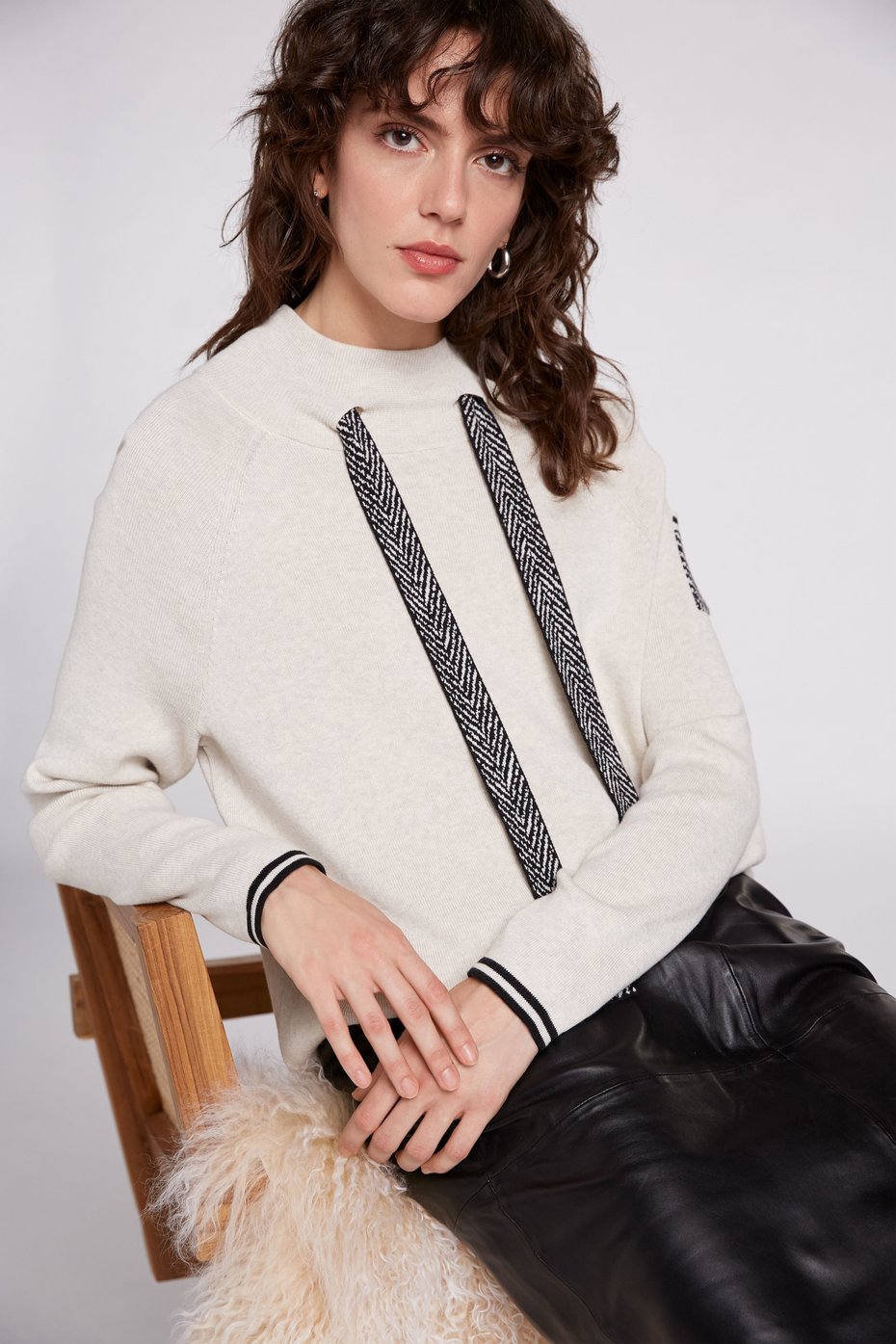 OUI SWEATER WITH STAND UP COLLAR