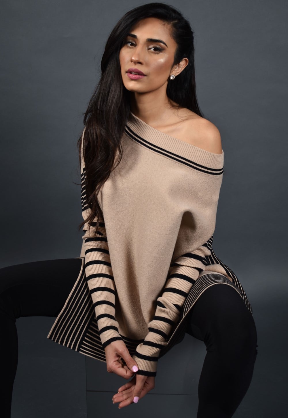 BEIGE AND BLACK OFF THE SHOULDER SWEATER PONCHO