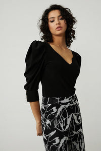 BLACK STRETCH NOVELTY TOP WITH PUFF SLEEVE