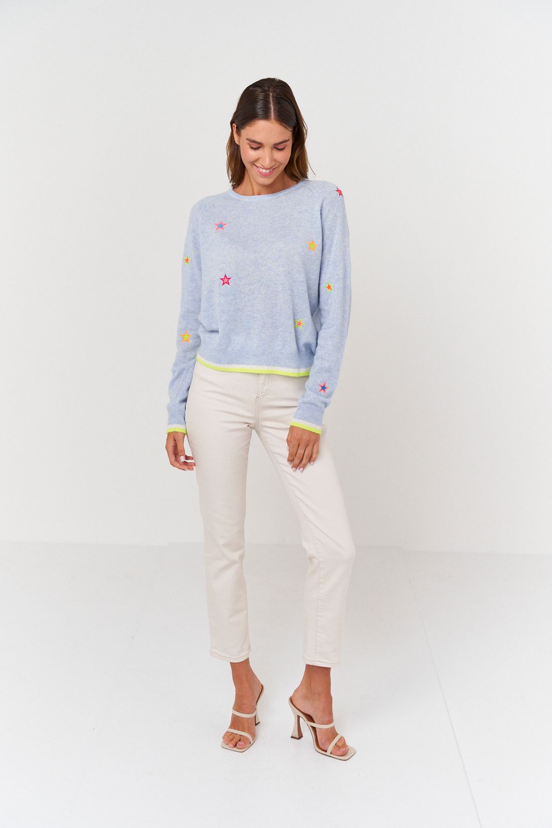 BRODIE CASHMERE STAR EMBROIDERED SWEATER